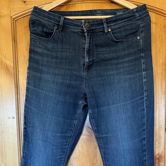 J Jill Jeans - Picture 1 of 7